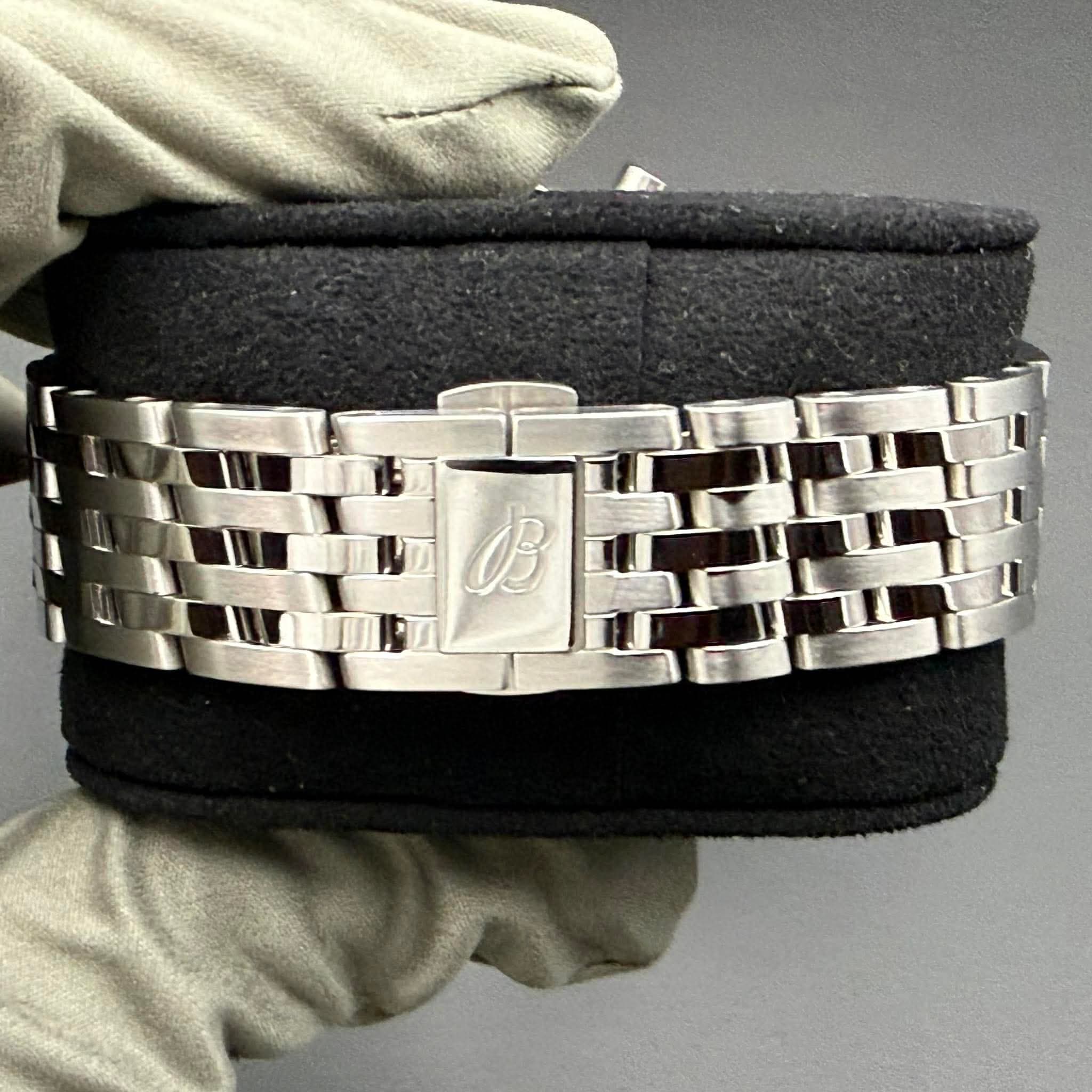 Breitling Navitimer B01 - view 8