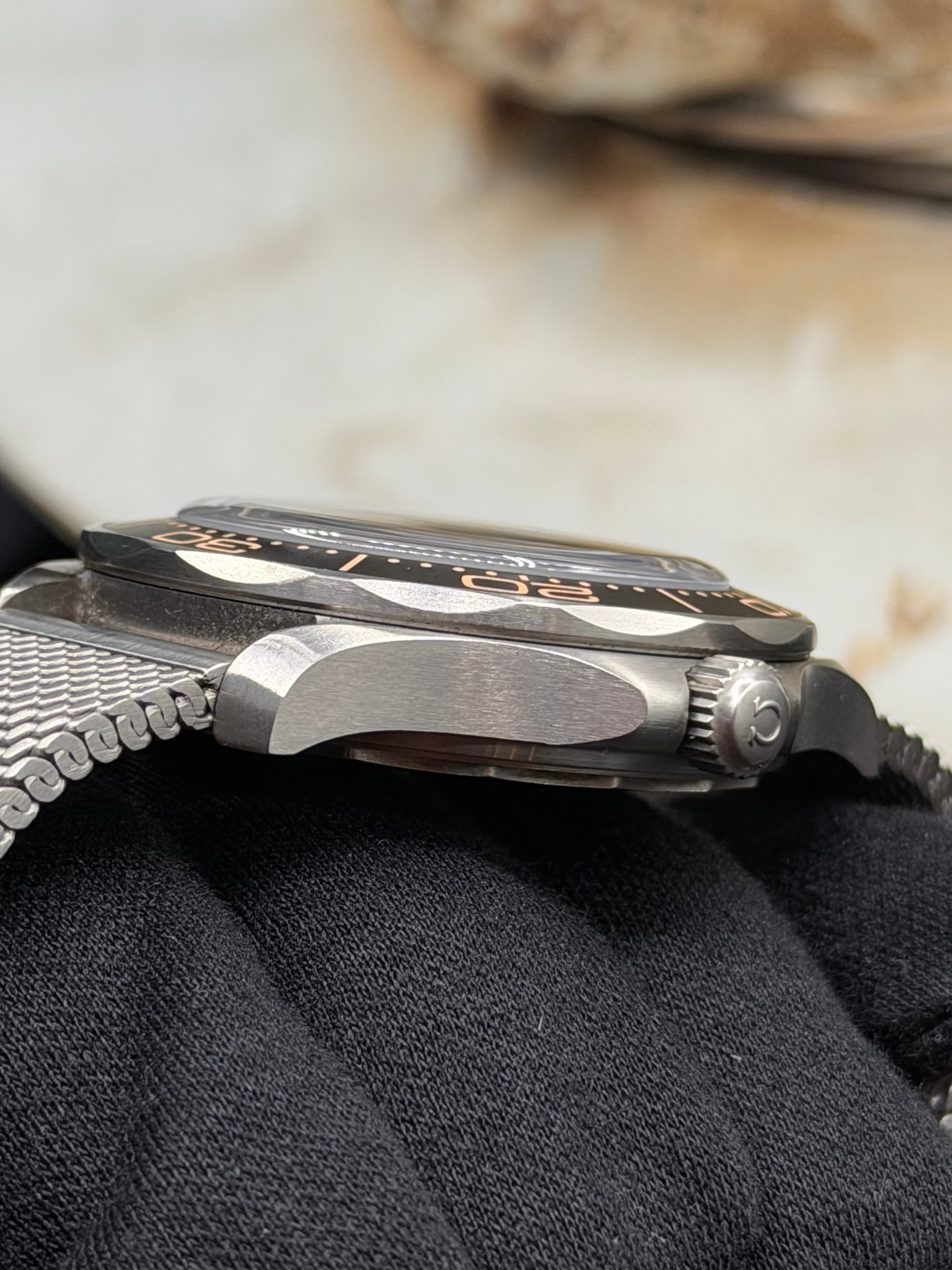 Omega Seamaster Diver 300 M 007 NTTD - view 10