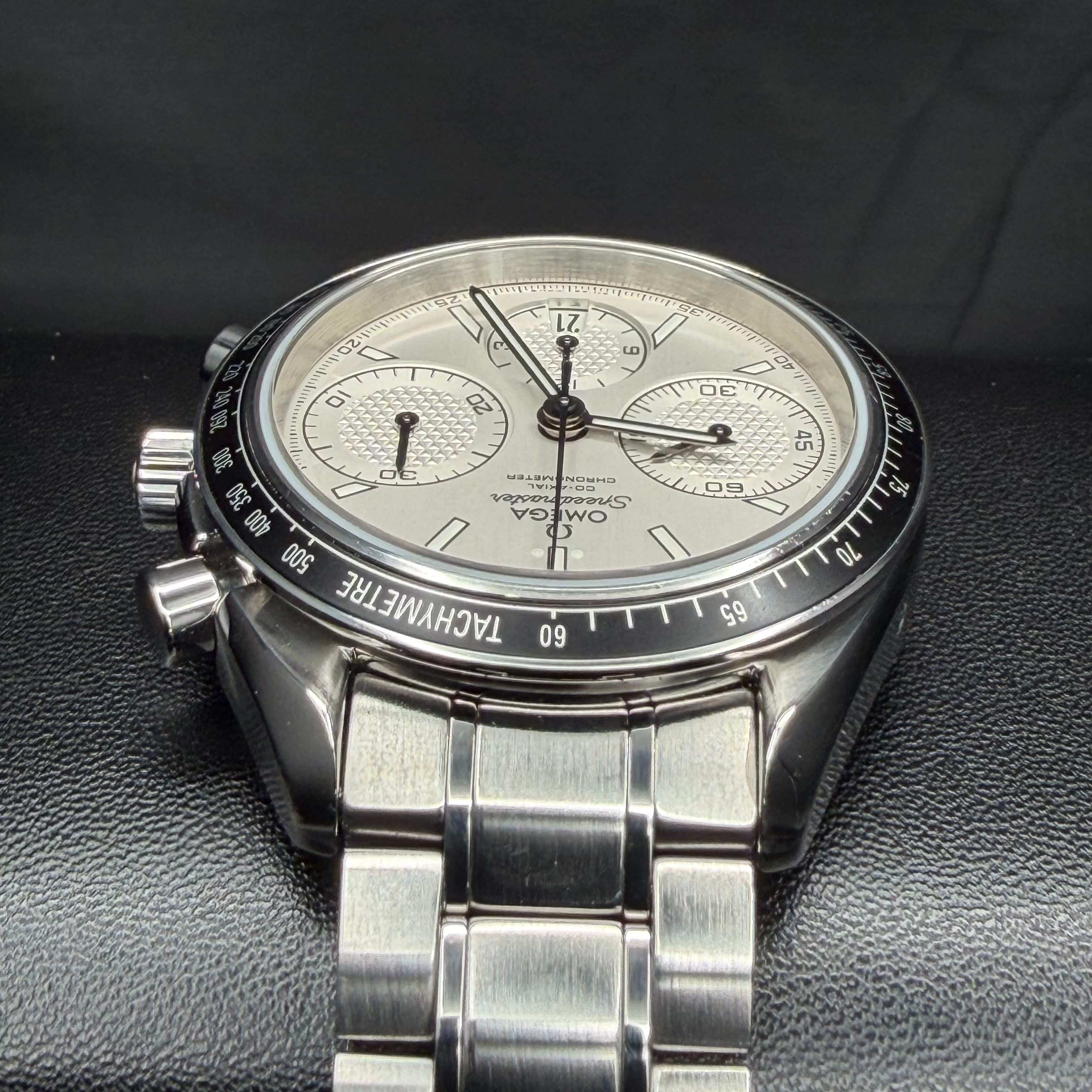Omega Speedmaster - view 8