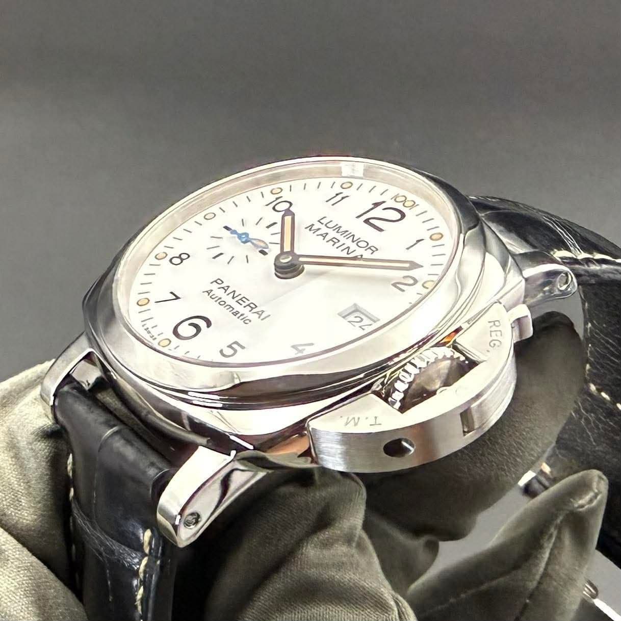 Panerai Luminor Marina 1950 3 Day - view 3