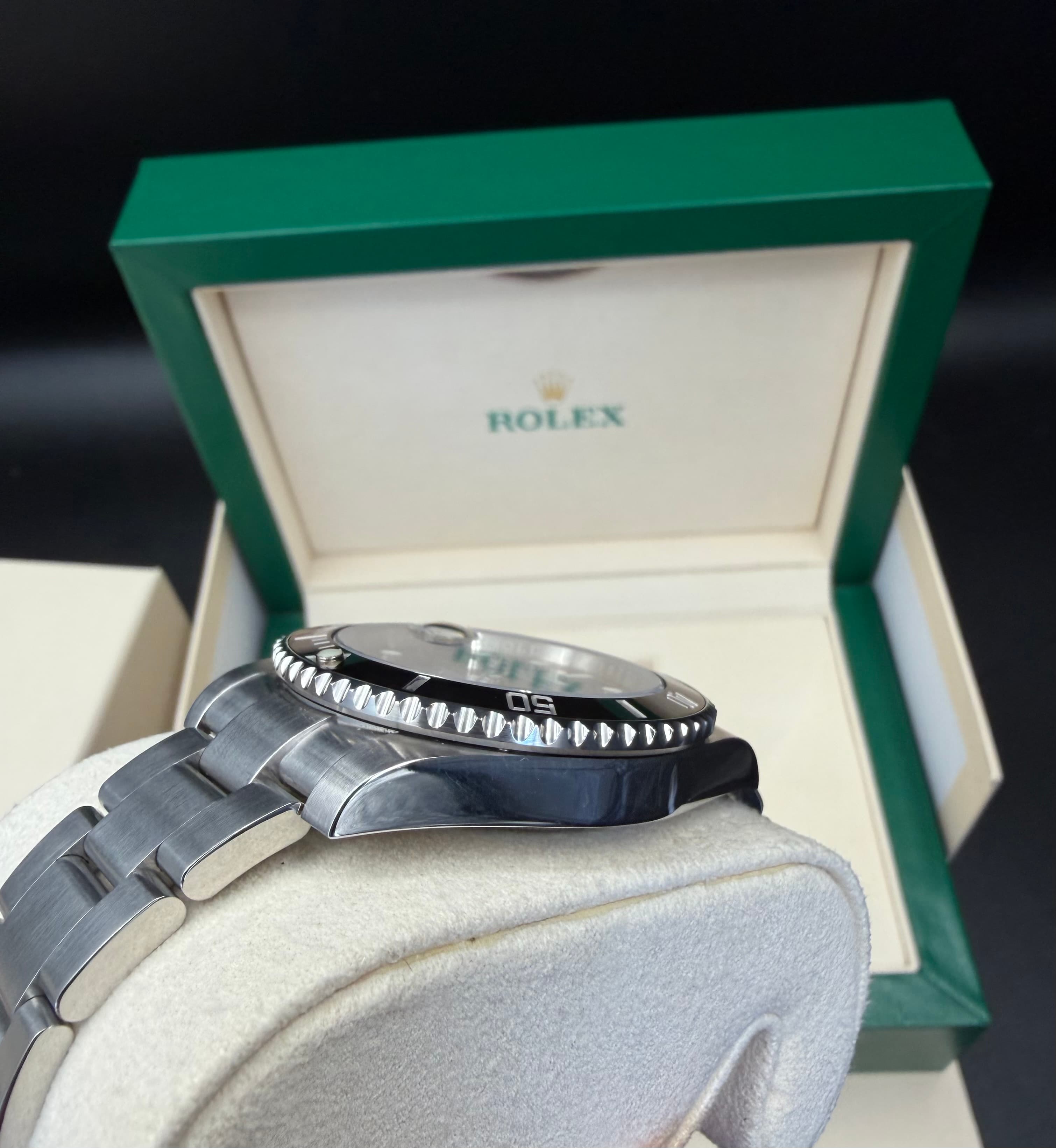 Rolex Submariner Date - view 15