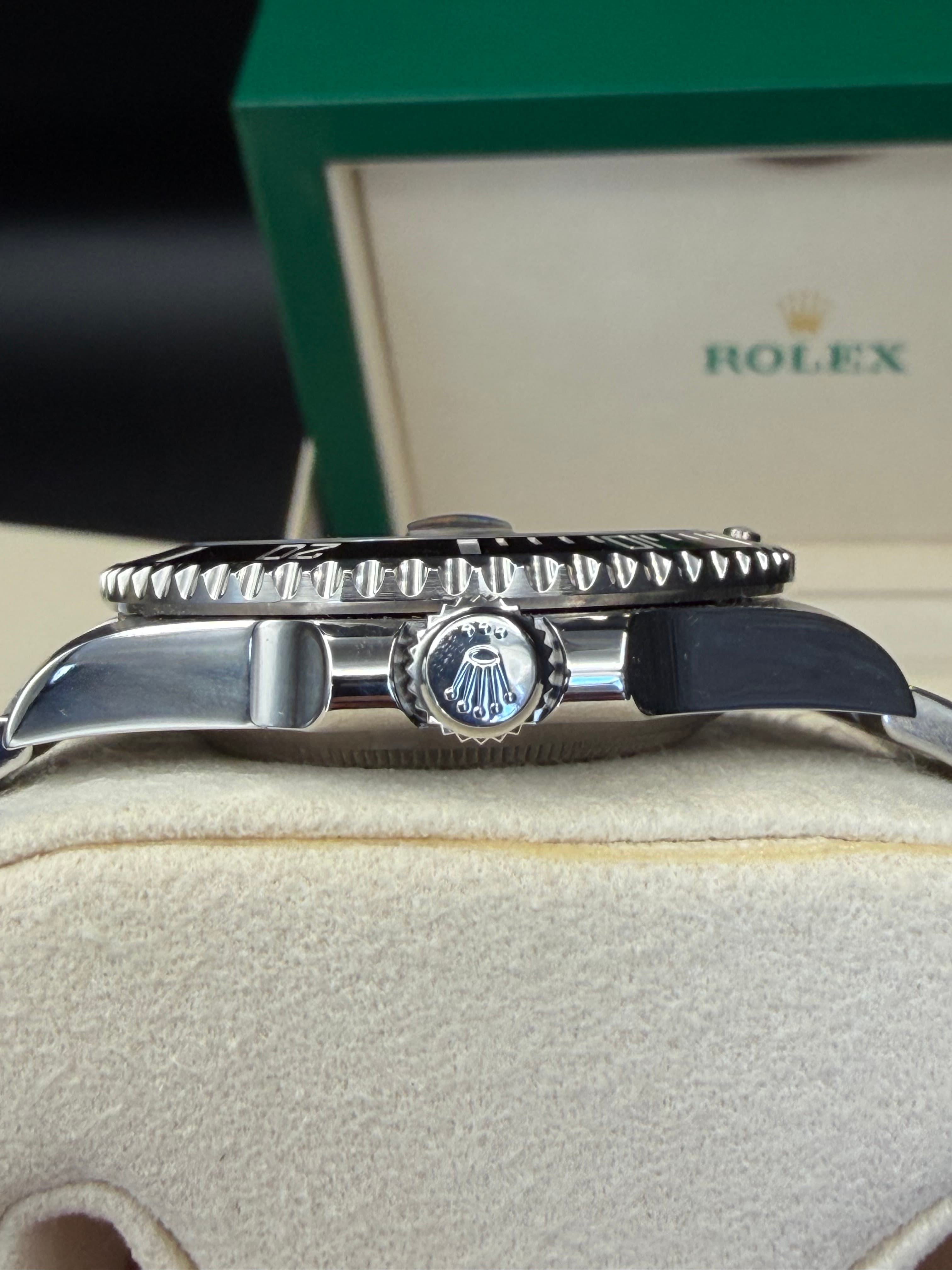 Rolex Submariner Date - view 22