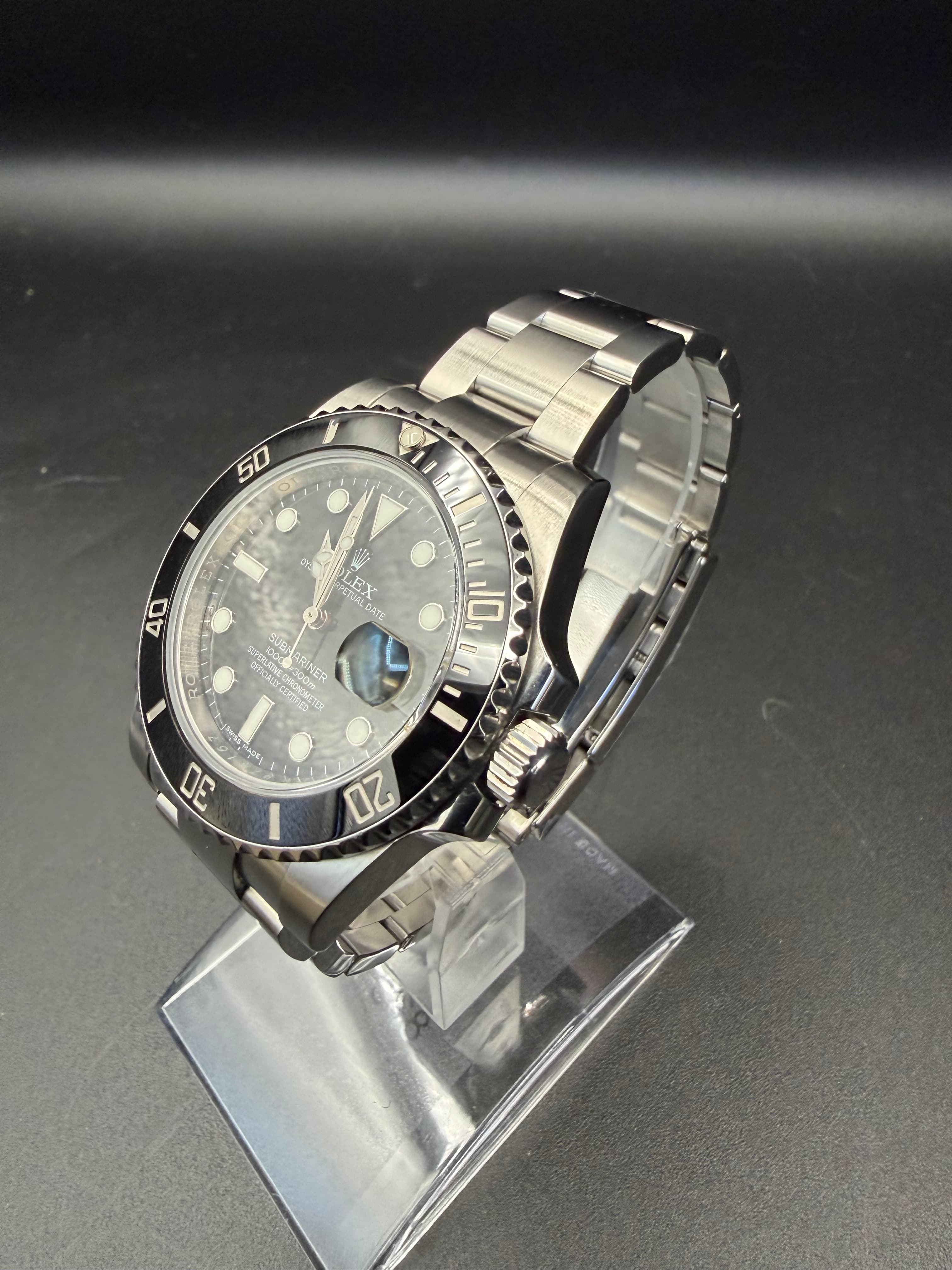 Rolex Submariner Date - view 27