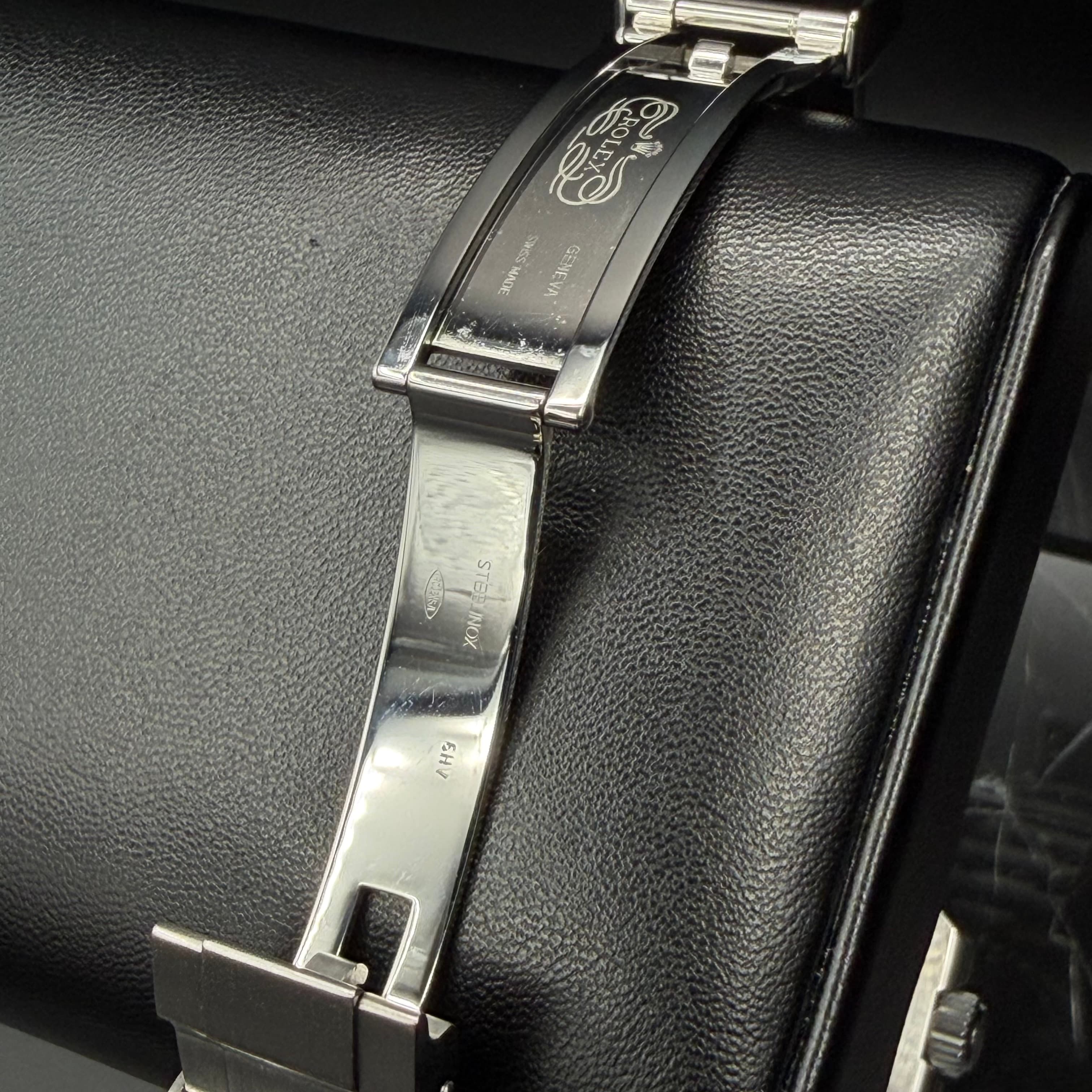Rolex Submariner Date Black 2015 - view 16