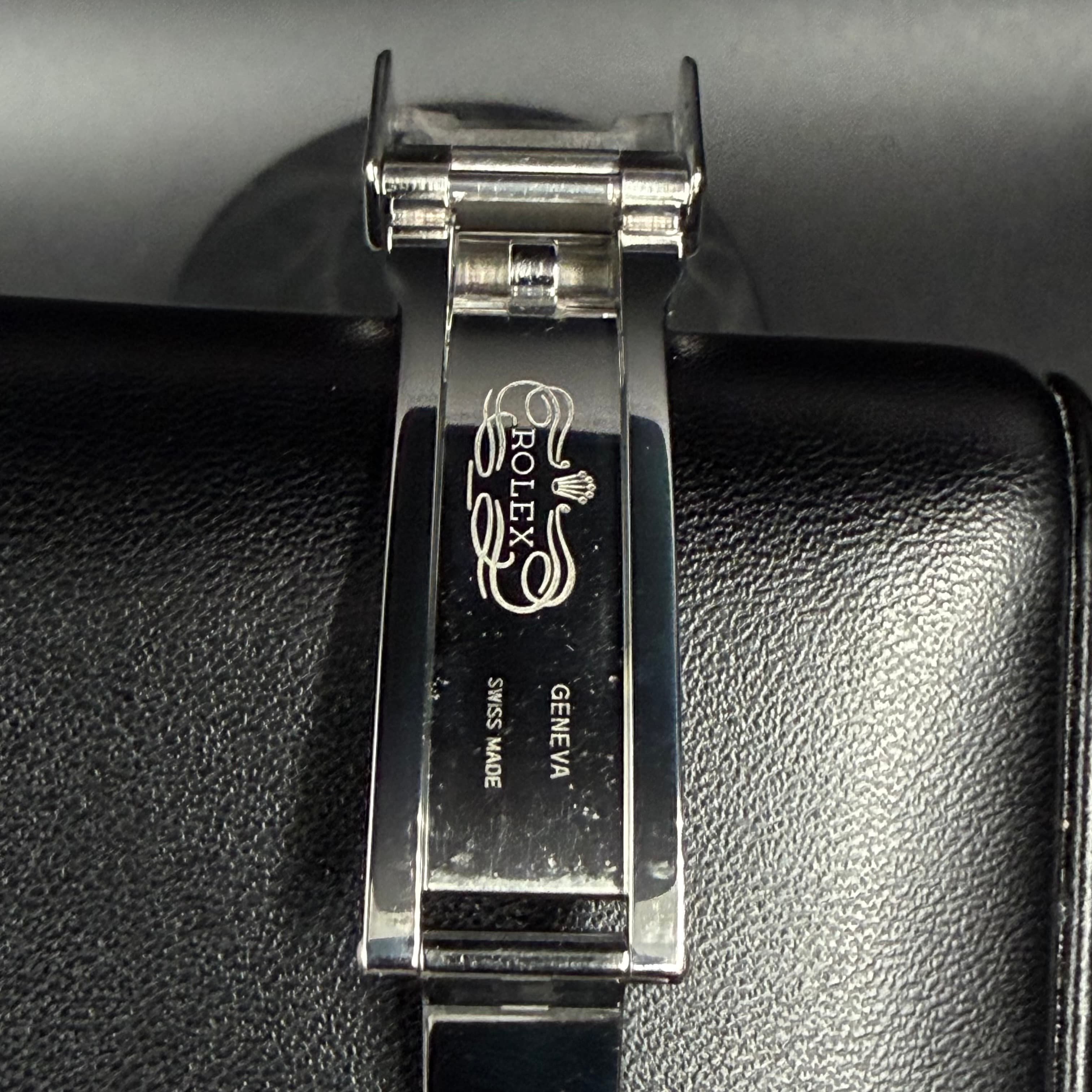 Rolex Submariner Date Black 2015 - view 17